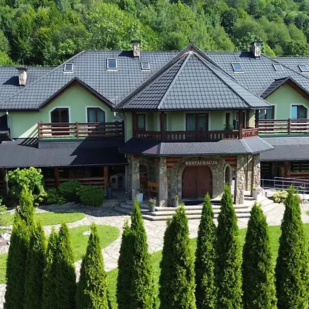 Zielona Przystan - *
